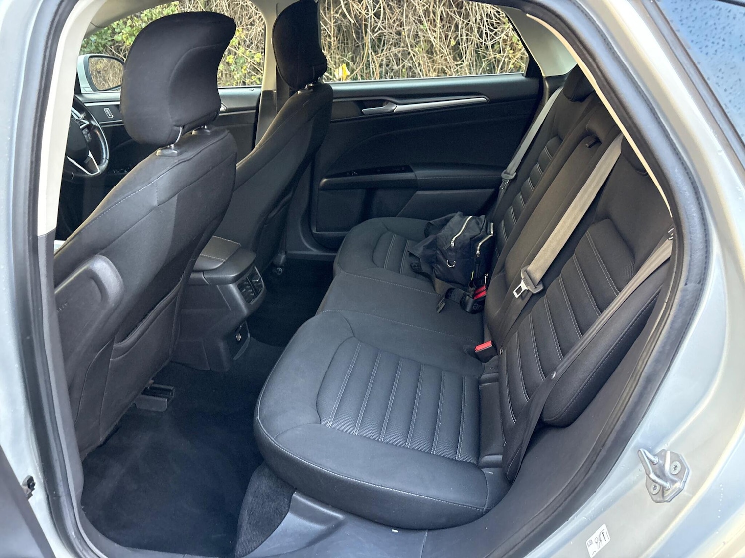 Used Ford Mondeo 2015 for sale - 77018446: Photo 30