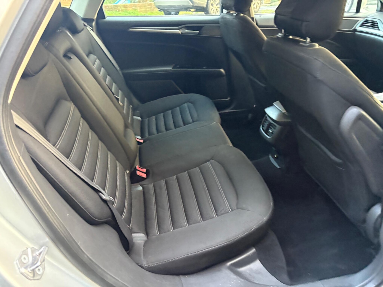 Used Ford Mondeo 2015 for sale - 77018446: Photo 31