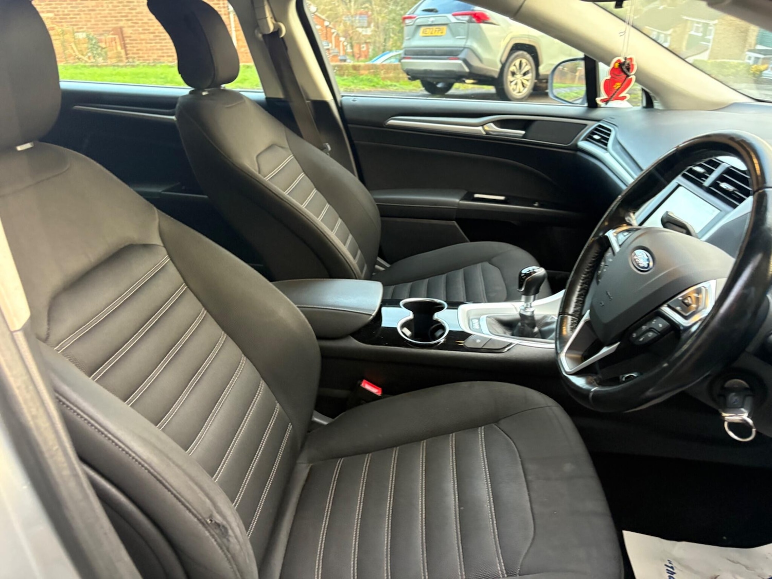 Used Ford Mondeo 2015 for sale - 77018446: Photo 32