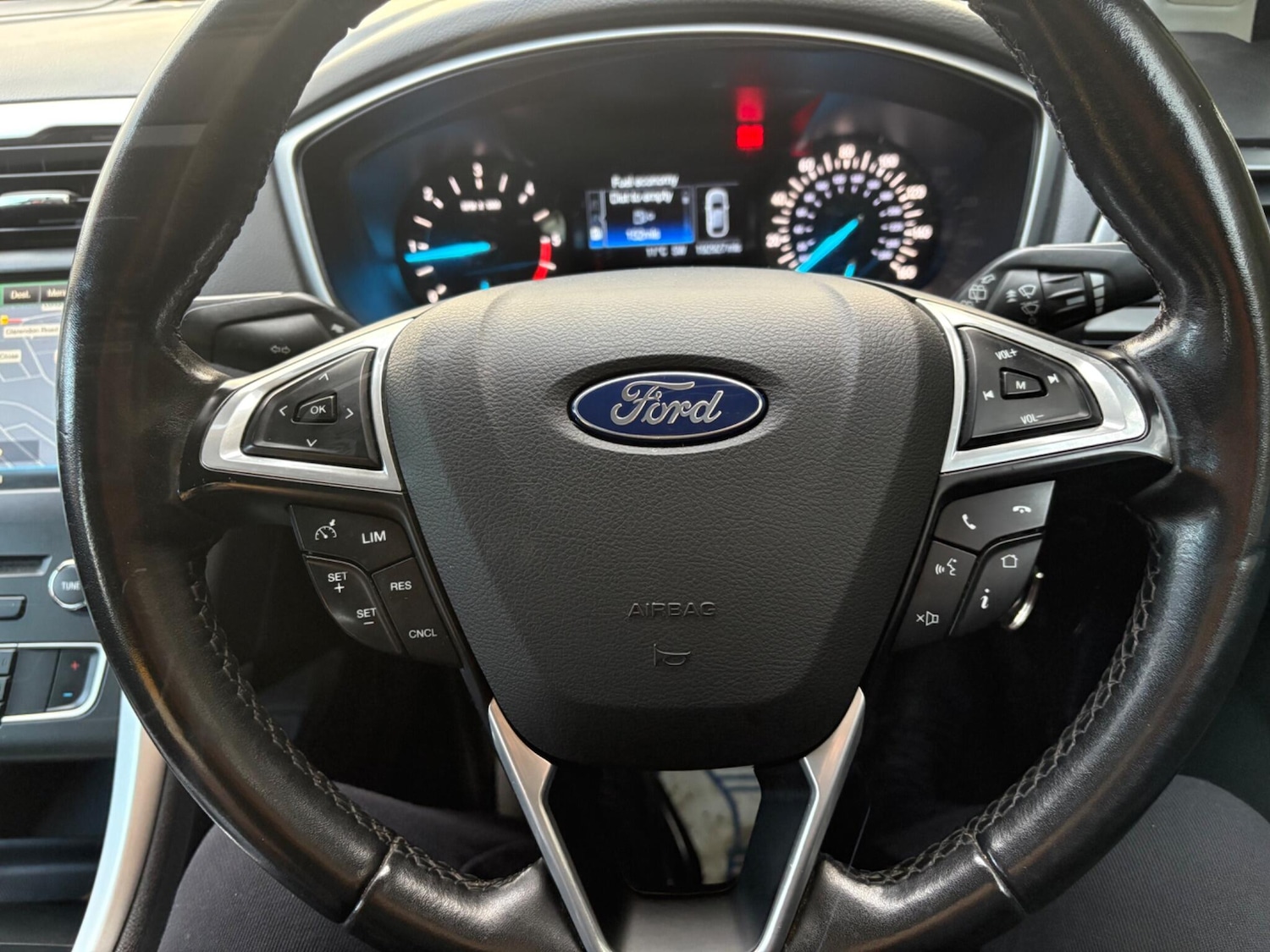 Used Ford Mondeo 2015 for sale - 77018446: Photo 39