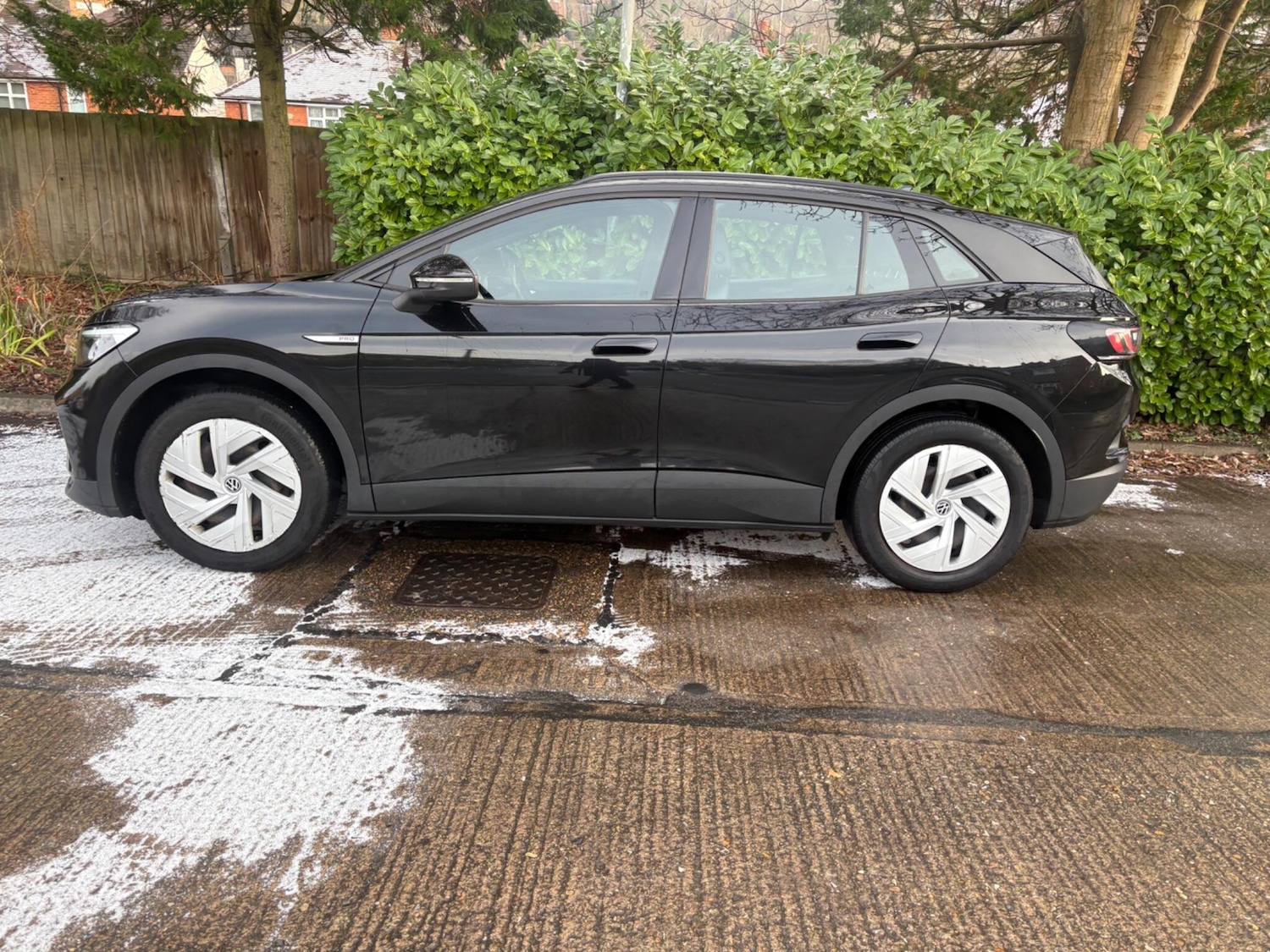 Used Volkswagen ID.4 2021 for sale - 77122674: Photo 2