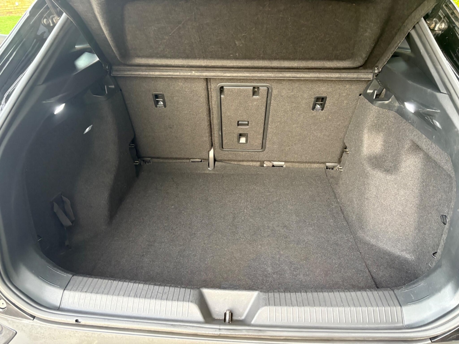 Used Volkswagen ID.4 2021 for sale - 77122674: Photo 39