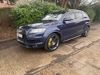 Used Audi Q7 2010 for sale - 77660480: Photo