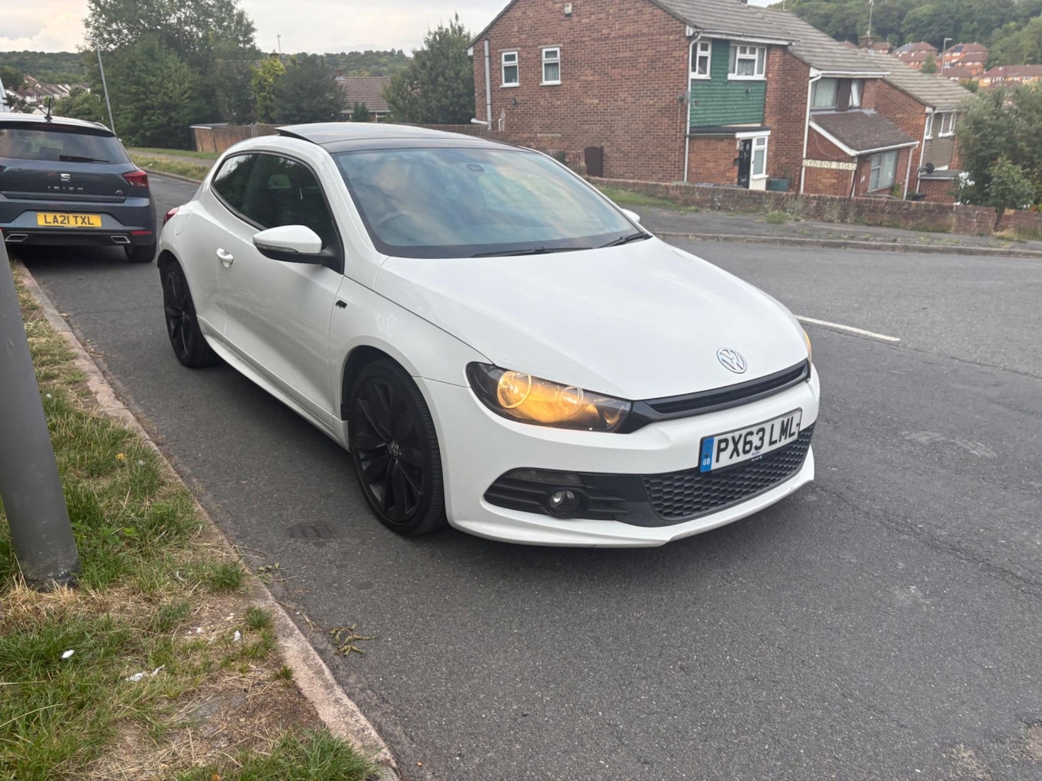 Used Volkswagen Scirocco 2013 for sale - 76597875: Photo 19