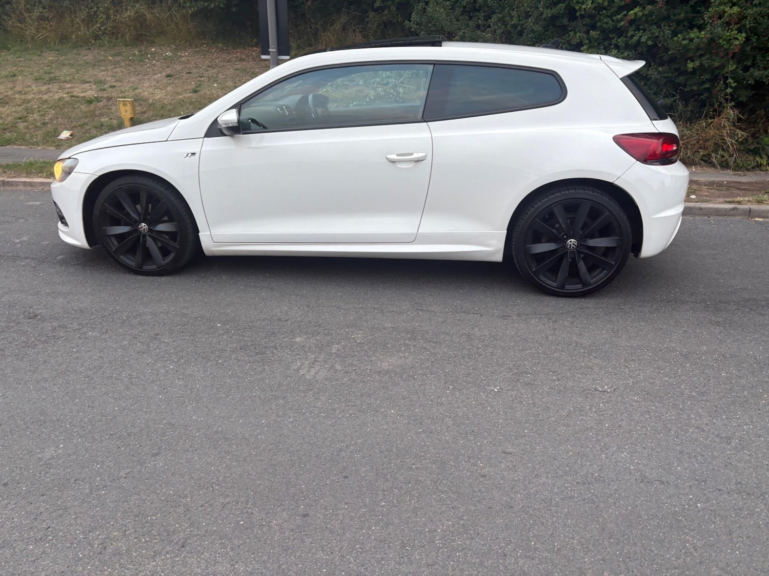 Used Volkswagen Scirocco 2013 for sale - 76597875: Photo 2