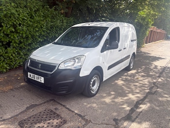 Used Peugeot Partner 2018 for sale - 79610861: Photo