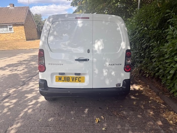 Used Peugeot Partner 2018 for sale - 79610861: Photo