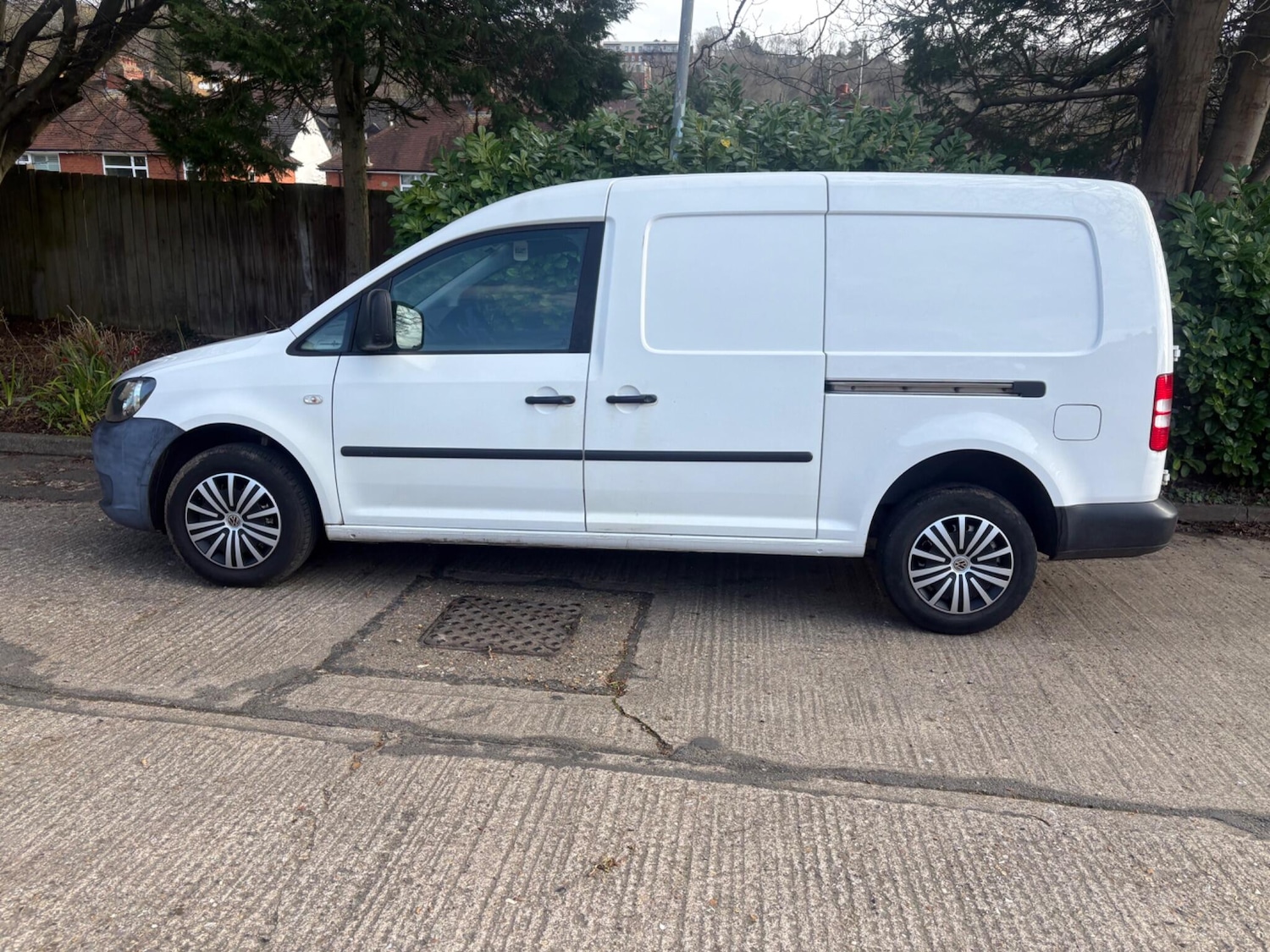 Used Volkswagen Caddy Maxi 2011 for sale - 77706472: Photo 24