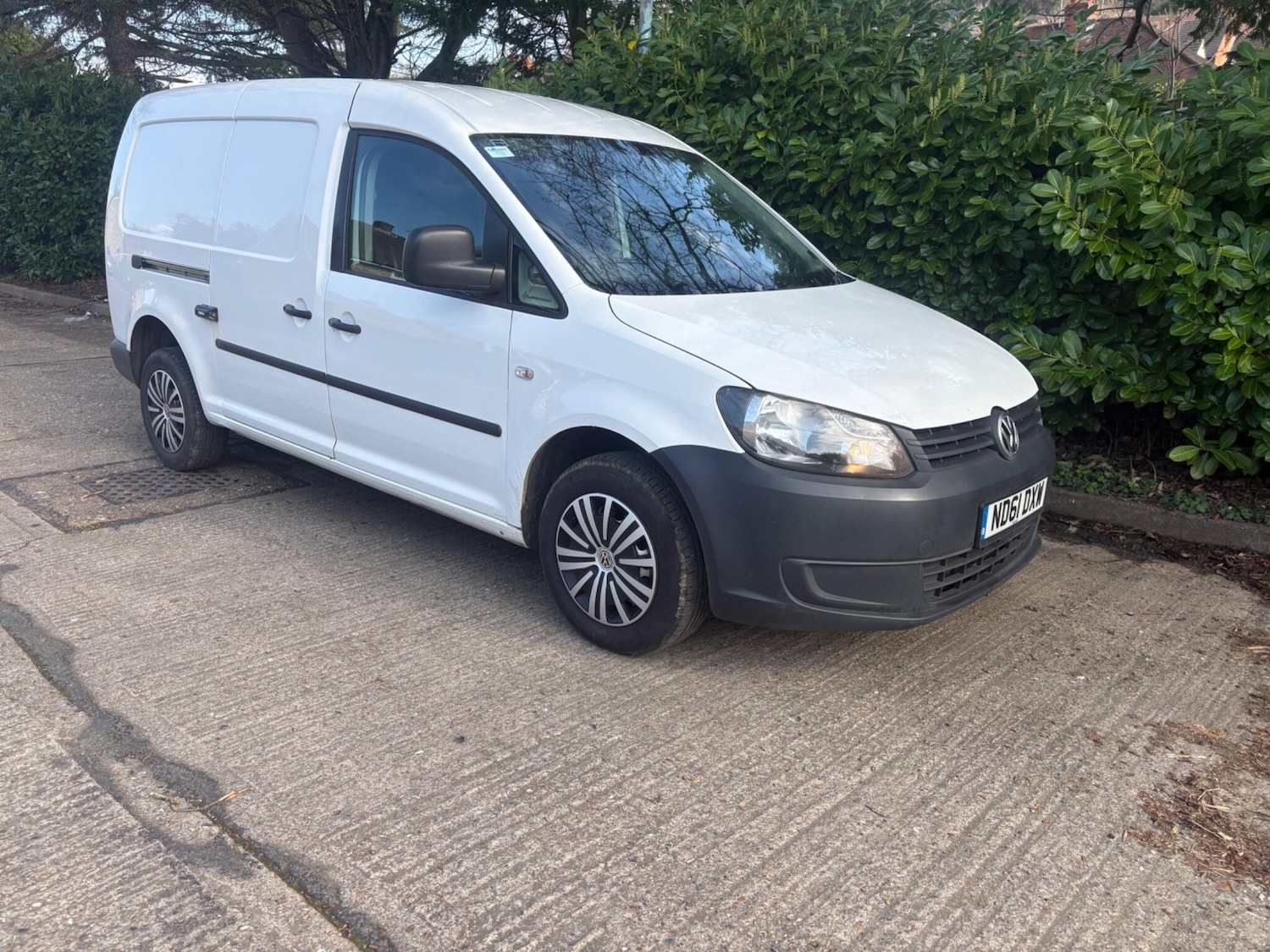 Used Volkswagen Caddy Maxi 2011 for sale - 77706472: Photo 32