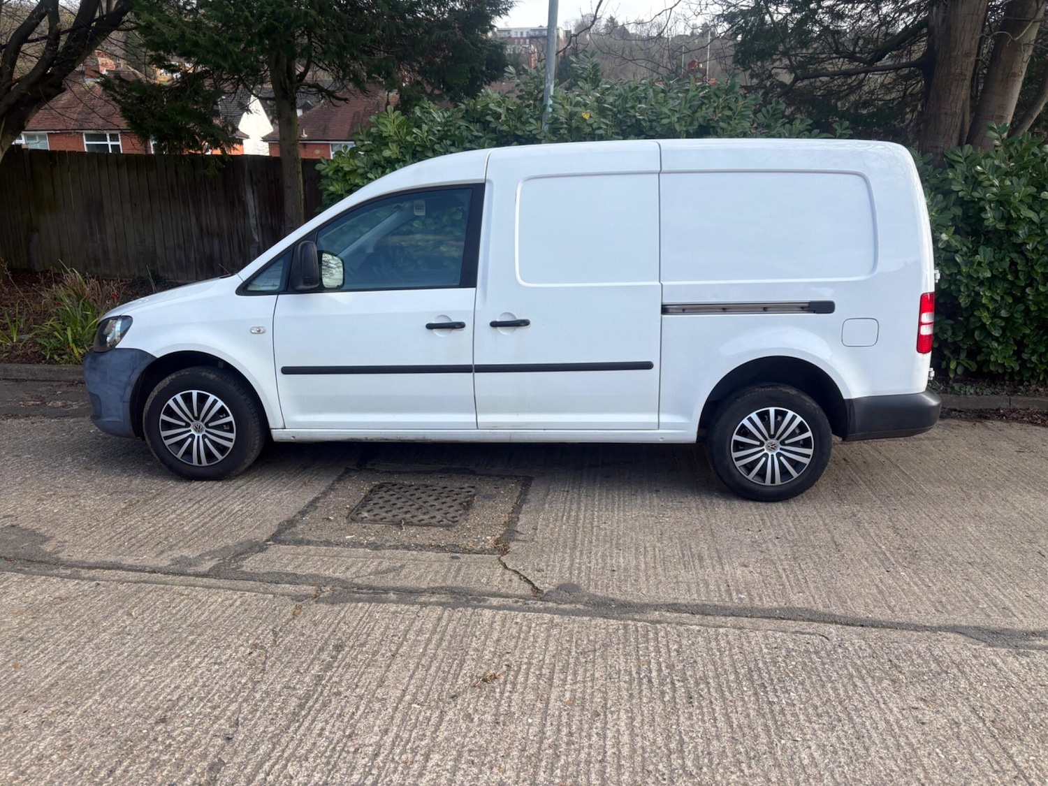 Used Volkswagen Caddy Maxi 2011 for sale - 77706472: Photo 6