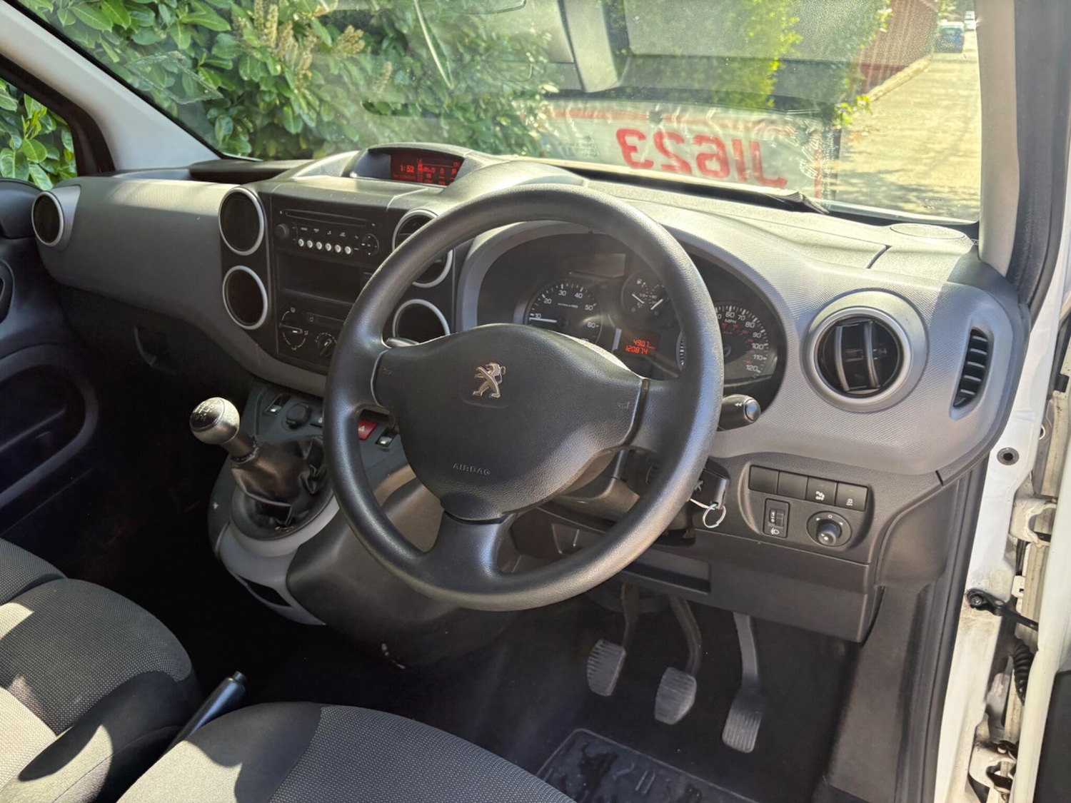 Used Peugeot Partner 2018 for sale - 78220949: Photo 14