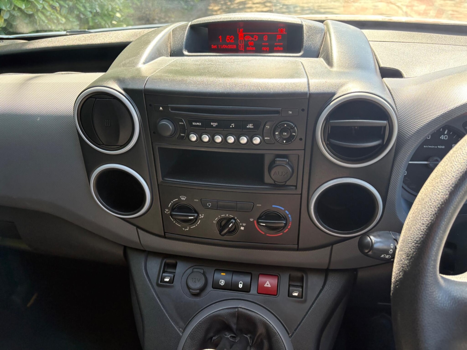 Used Peugeot Partner 2018 for sale - 78220949: Photo 17