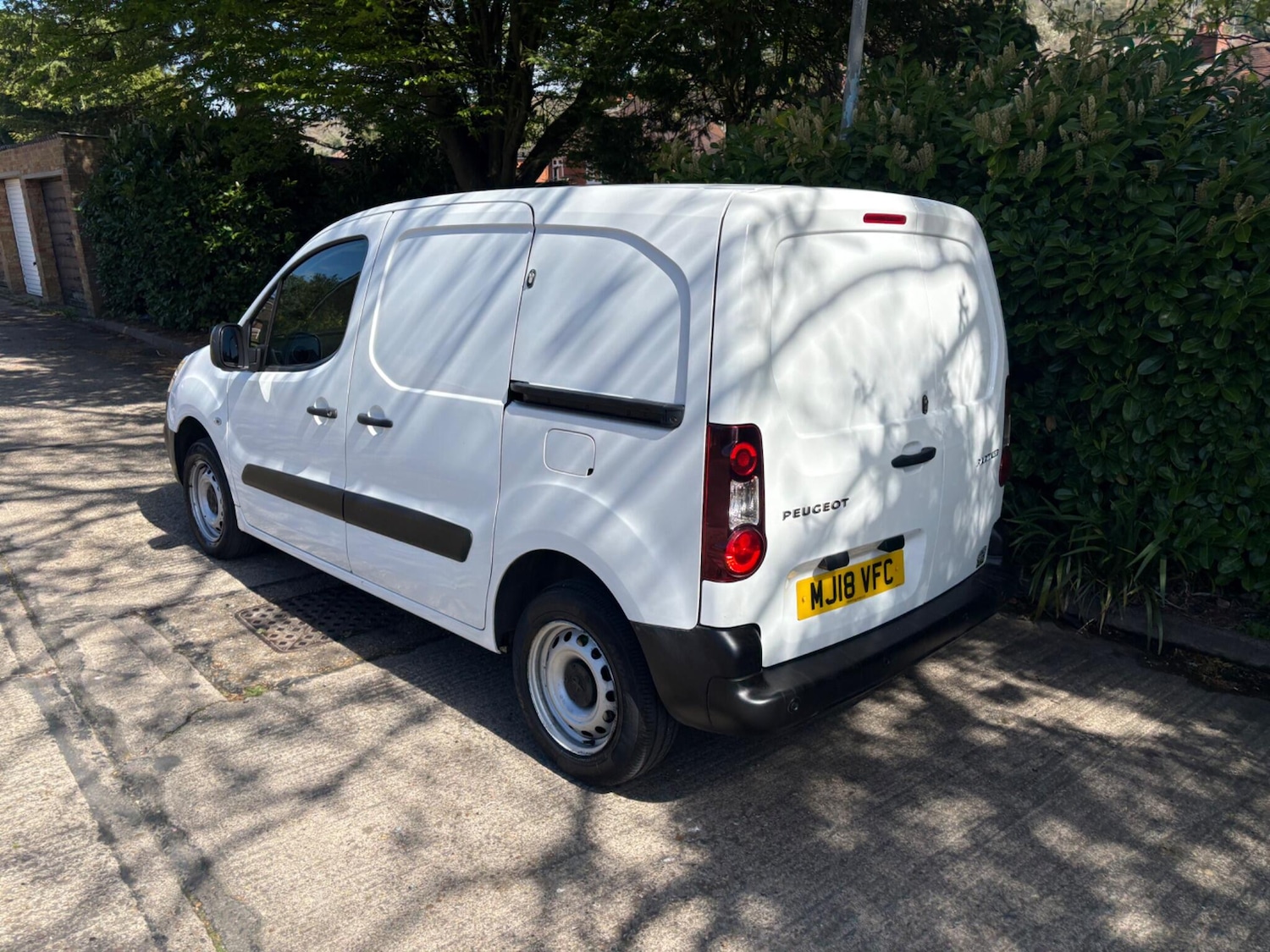 Used Peugeot Partner 2018 for sale - 78220949: Photo 2