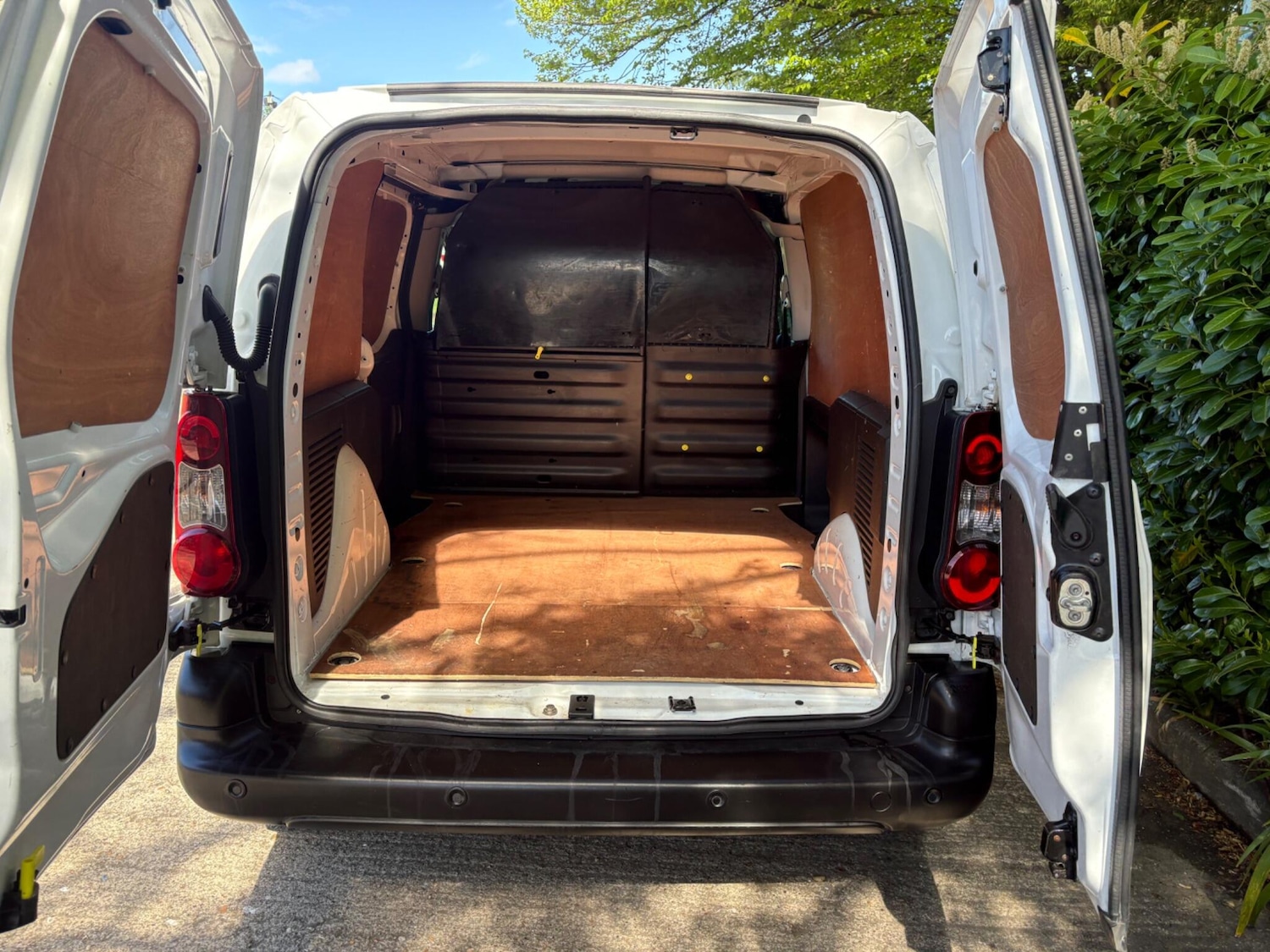 Used Peugeot Partner 2018 for sale - 78220949: Photo 20