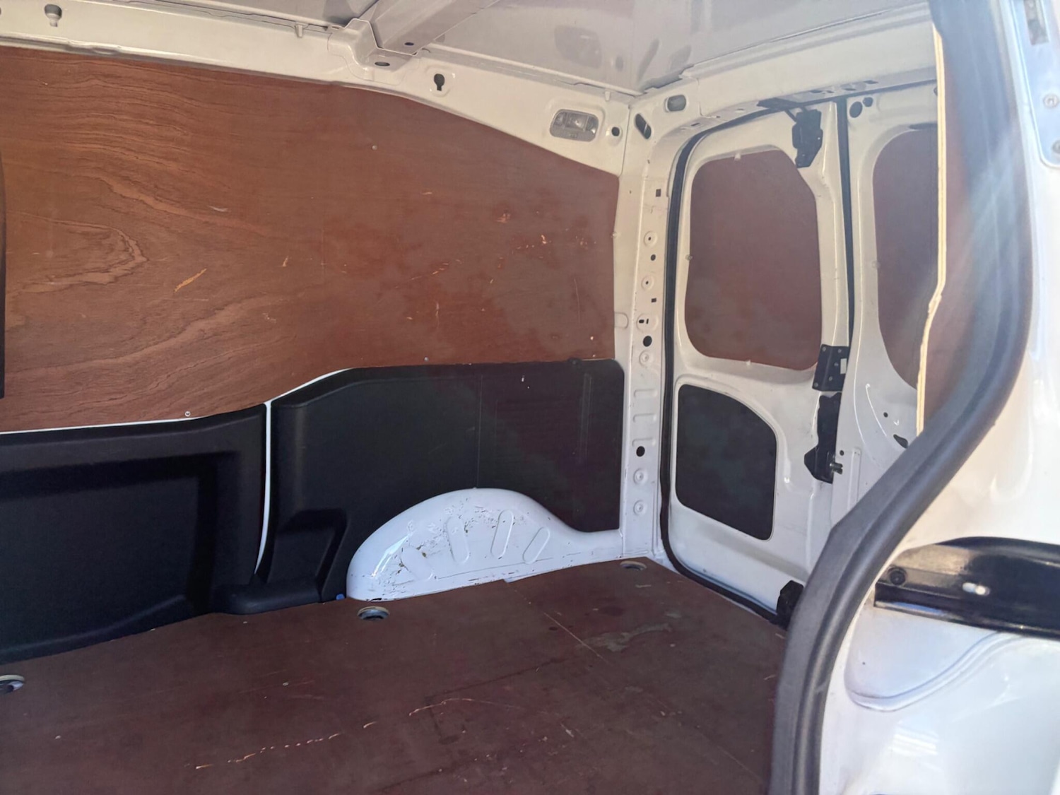 Used Peugeot Partner 2018 for sale - 78220949: Photo 22