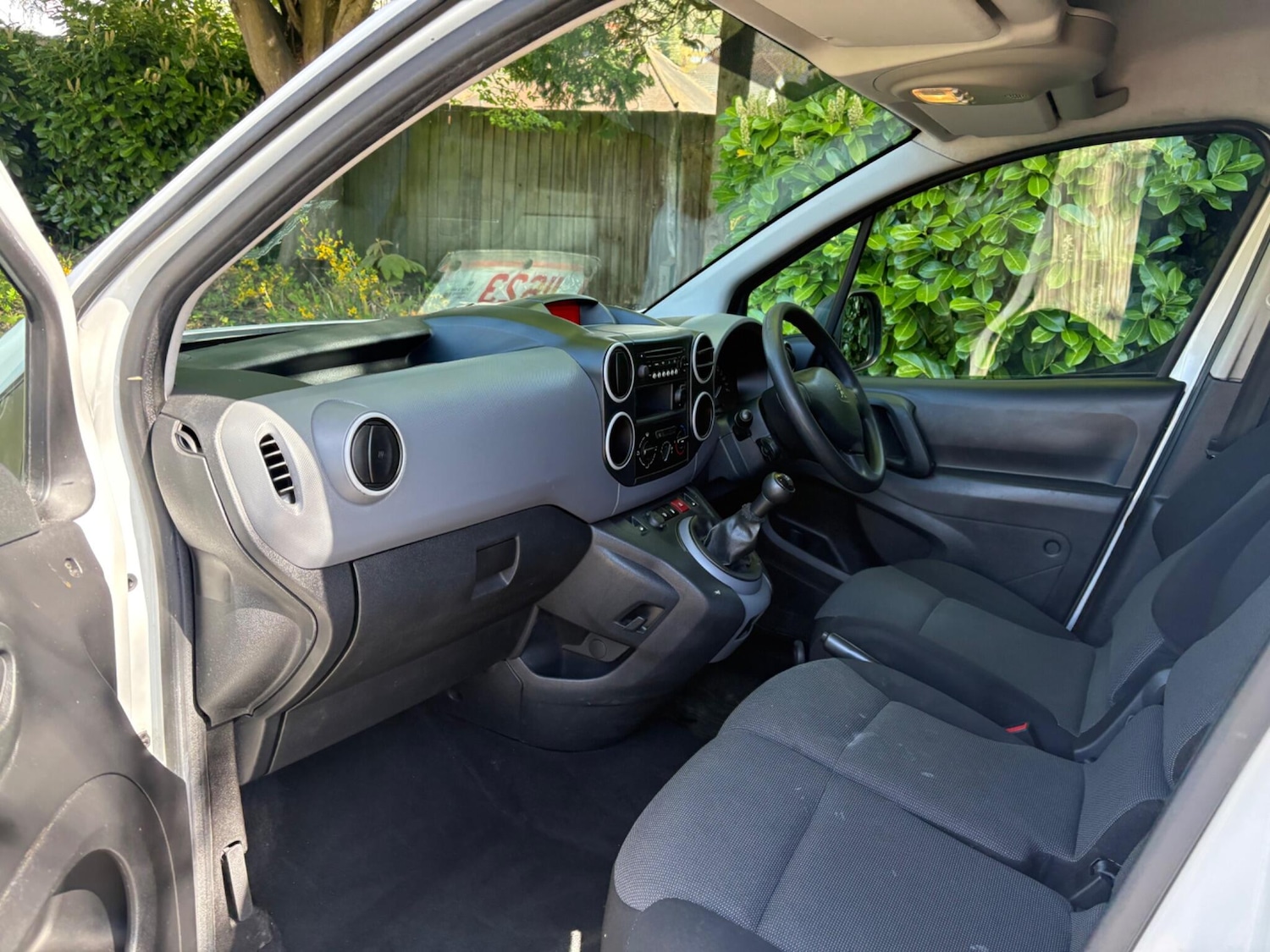 Used Peugeot Partner 2018 for sale - 78220949: Photo 24