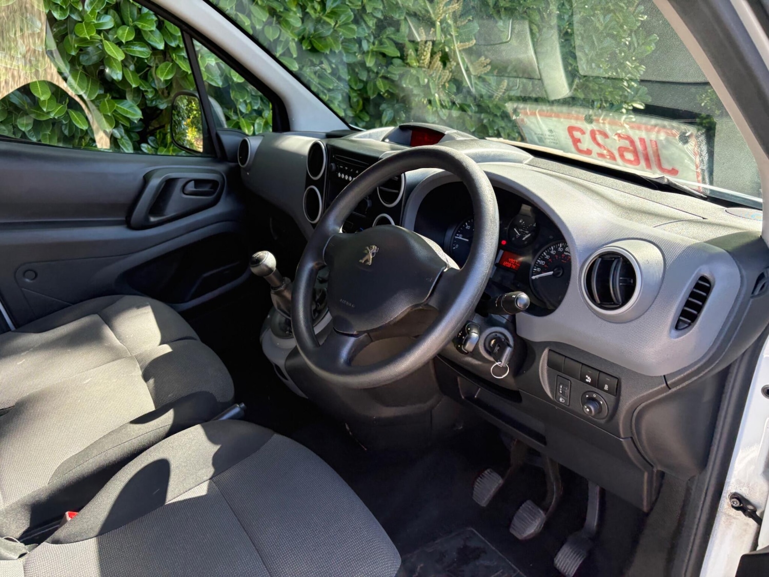 Used Peugeot Partner 2018 for sale - 78220949: Photo 25