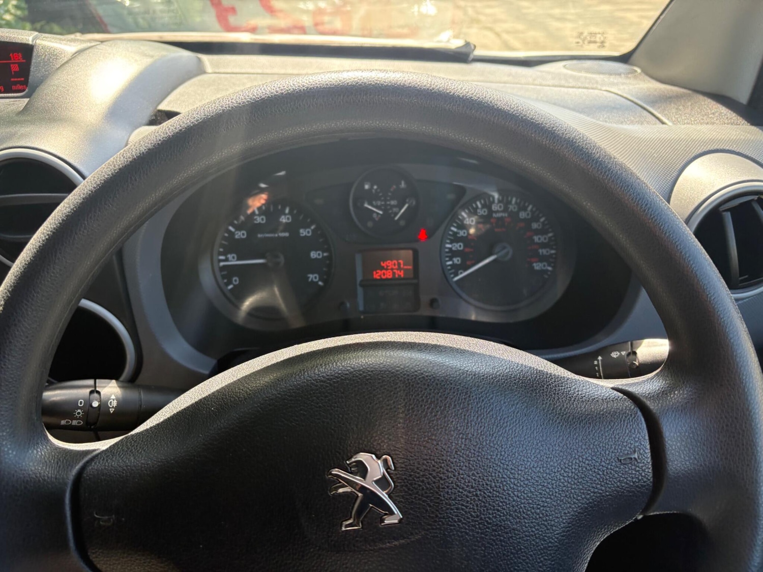 Used Peugeot Partner 2018 for sale - 78220949: Photo 30