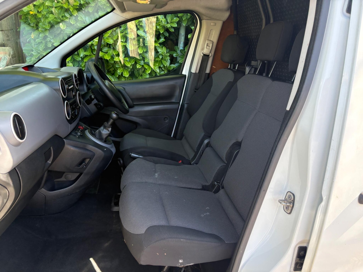 Used Peugeot Partner 2018 for sale - 78220949: Photo 40