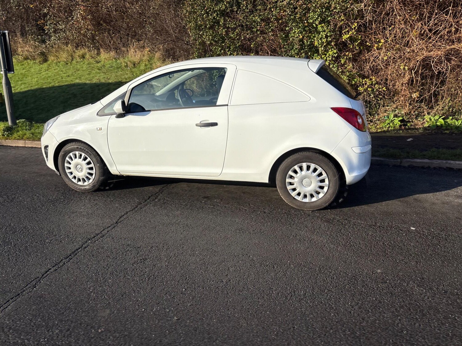 Used Vauxhall Corsa 2014 for sale - 76937650: Photo 41