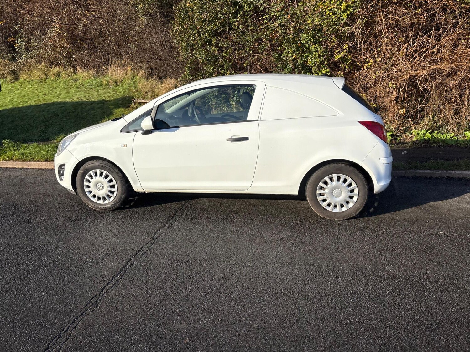 Used Vauxhall Corsa 2014 for sale - 76937650: Photo 46
