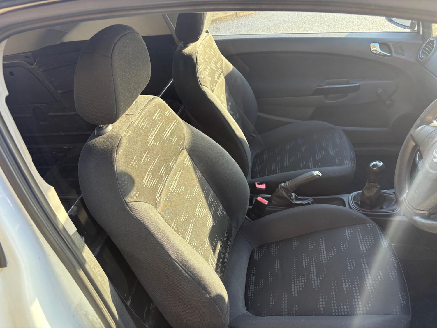 Used Vauxhall Corsa 2014 for sale - 76937650: Photo 63