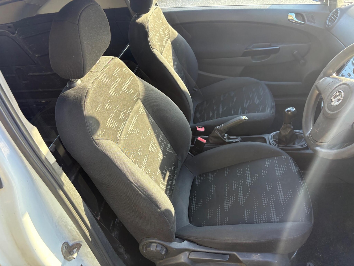 Used Vauxhall Corsa 2014 for sale - 76937650: Photo 64