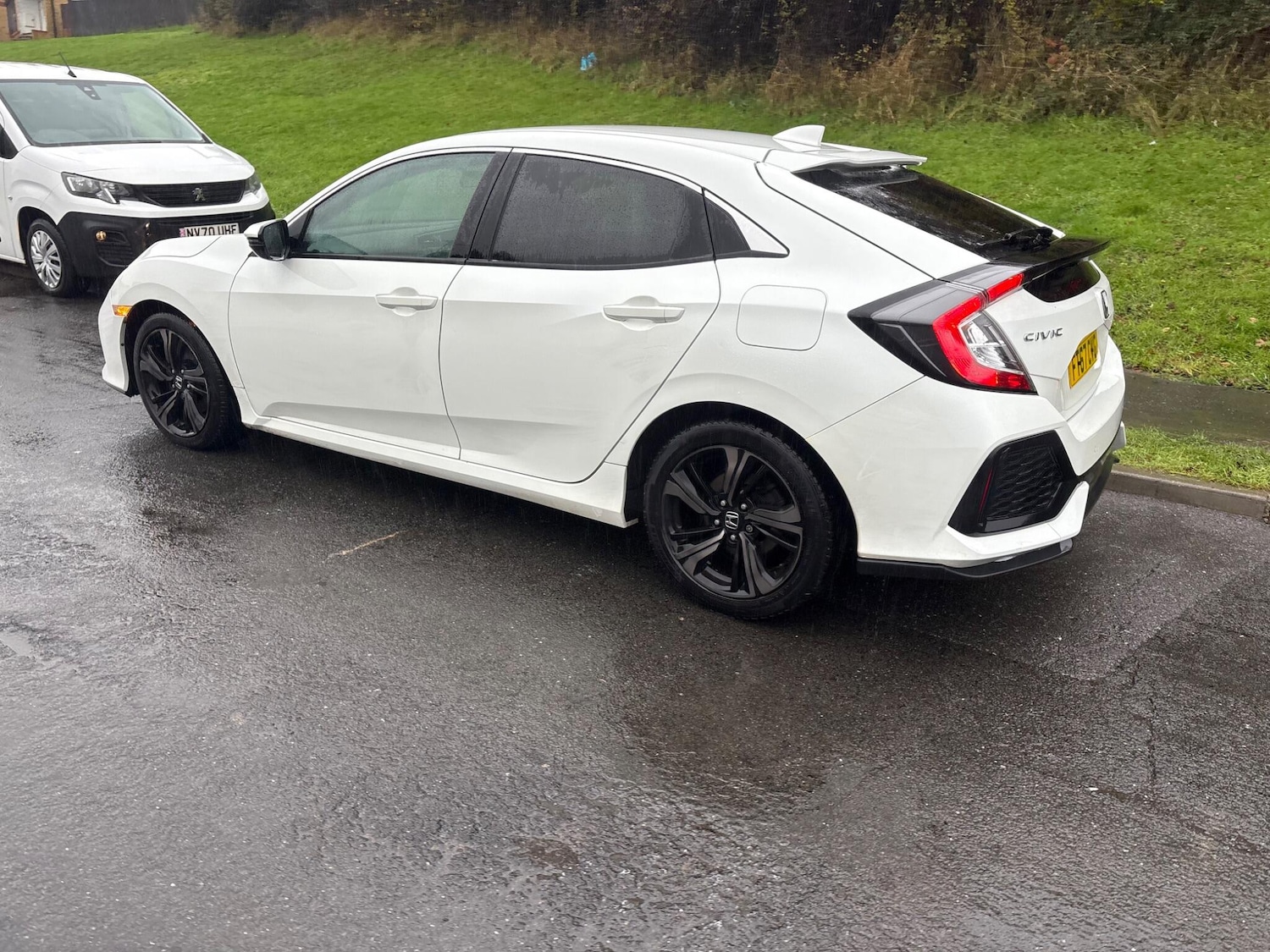 Used Honda Civic for sale - 76826970: Photo 49