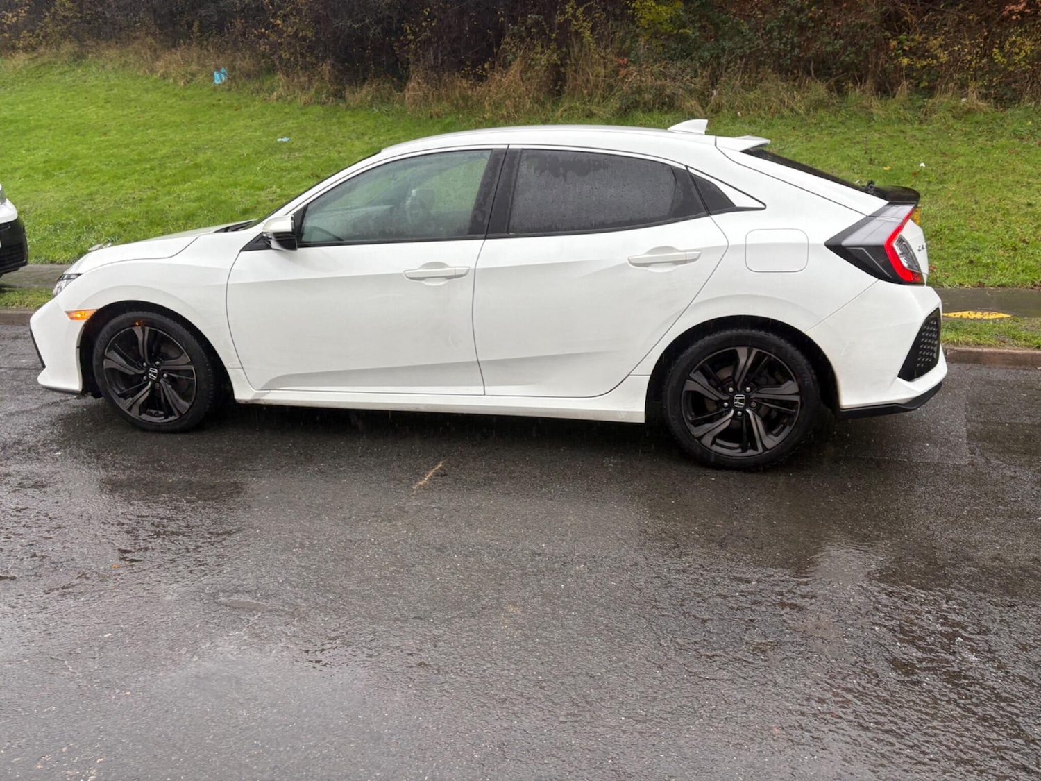 Used Honda Civic for sale - 76826970: Photo 67