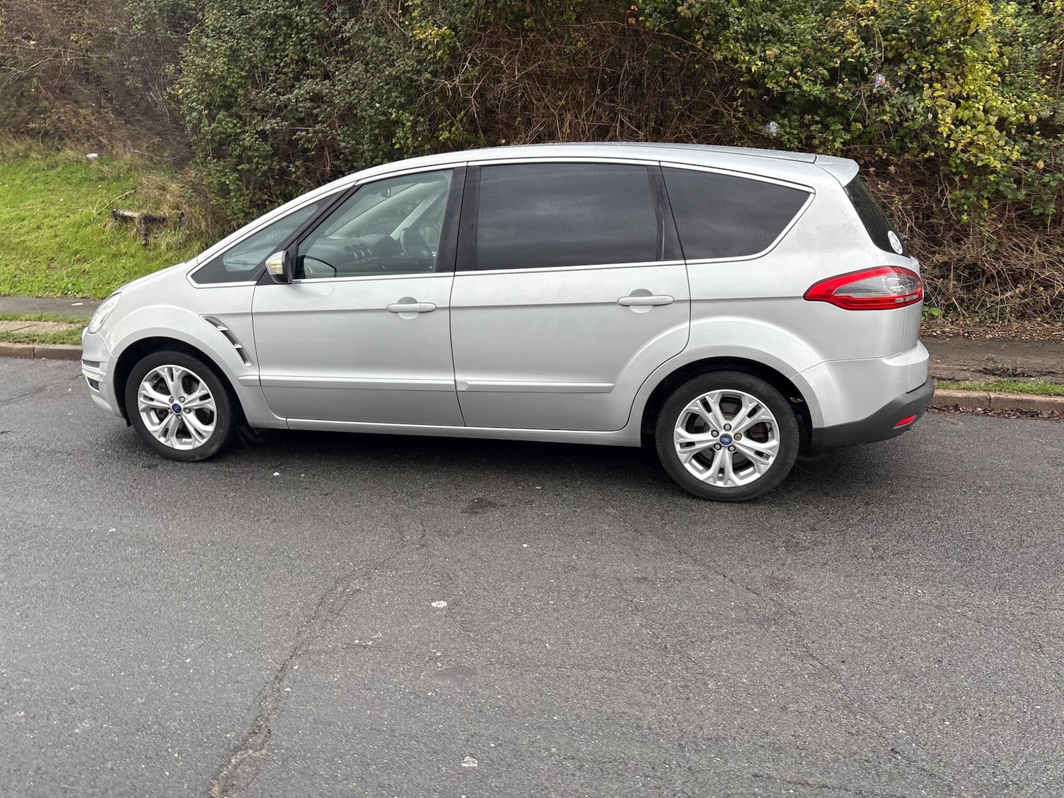 Used Ford S-Max 2012 for sale - 76851347: Photo 15
