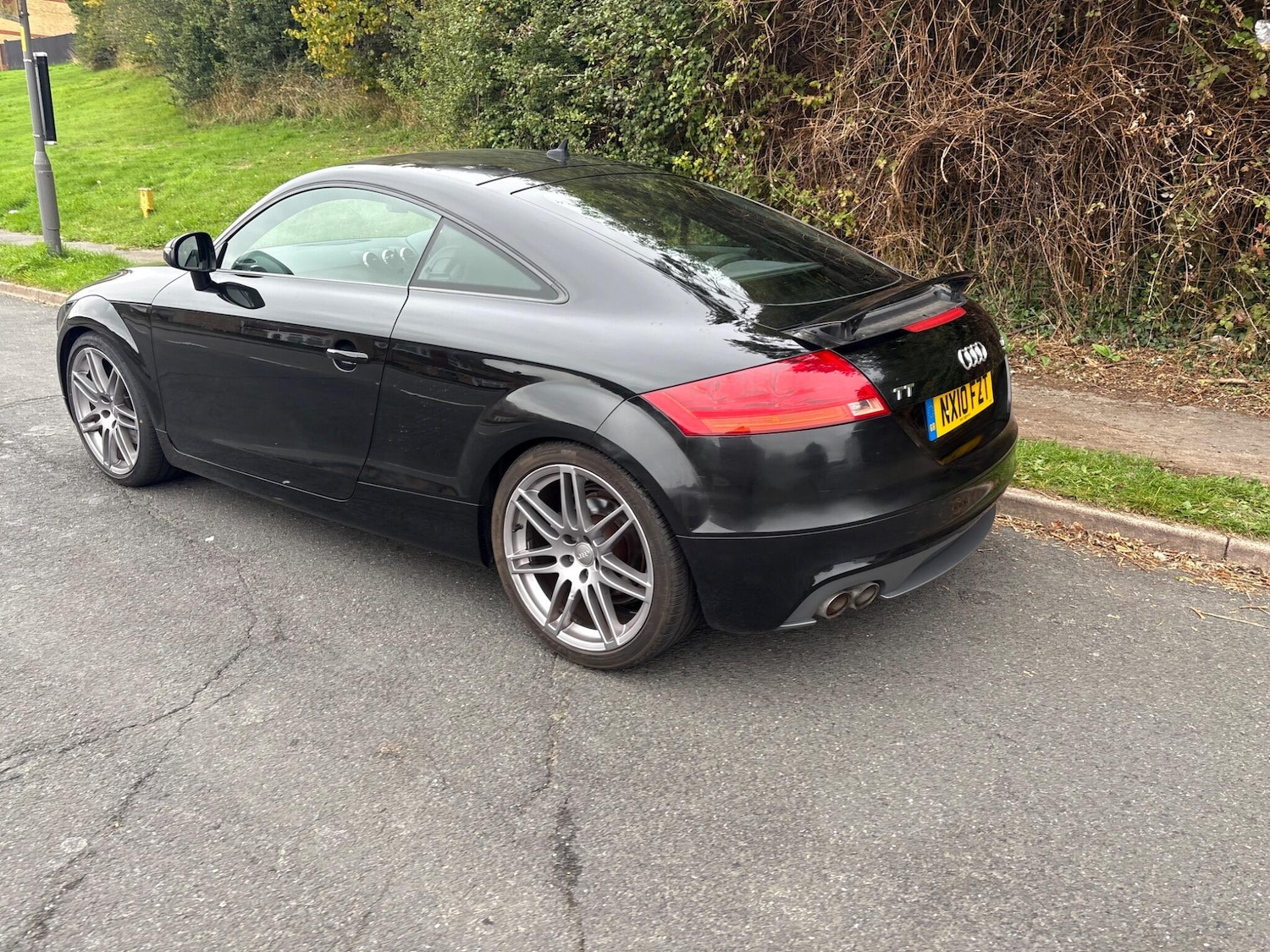 Used Audi TT 2010 for sale - 76717625: Photo 8