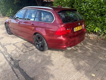 Used BMW 3 Series 2011 for sale - 79845352: Photo