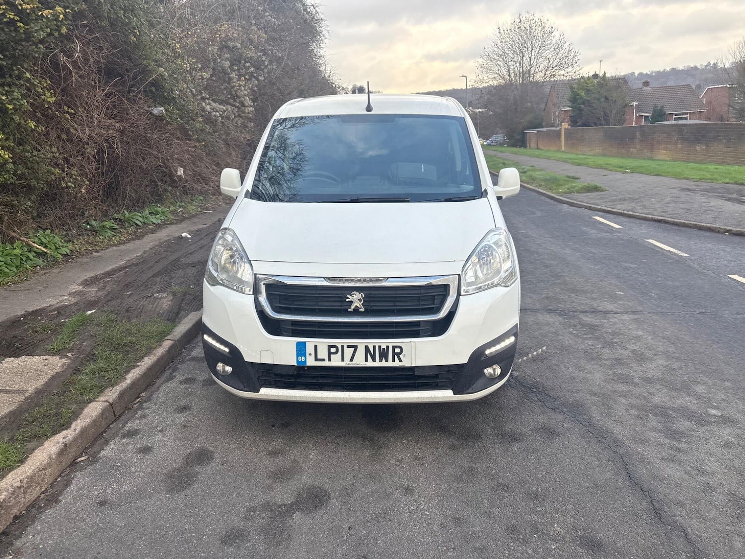 Used Peugeot Partner 2017 for sale - 76969096: Photo 41