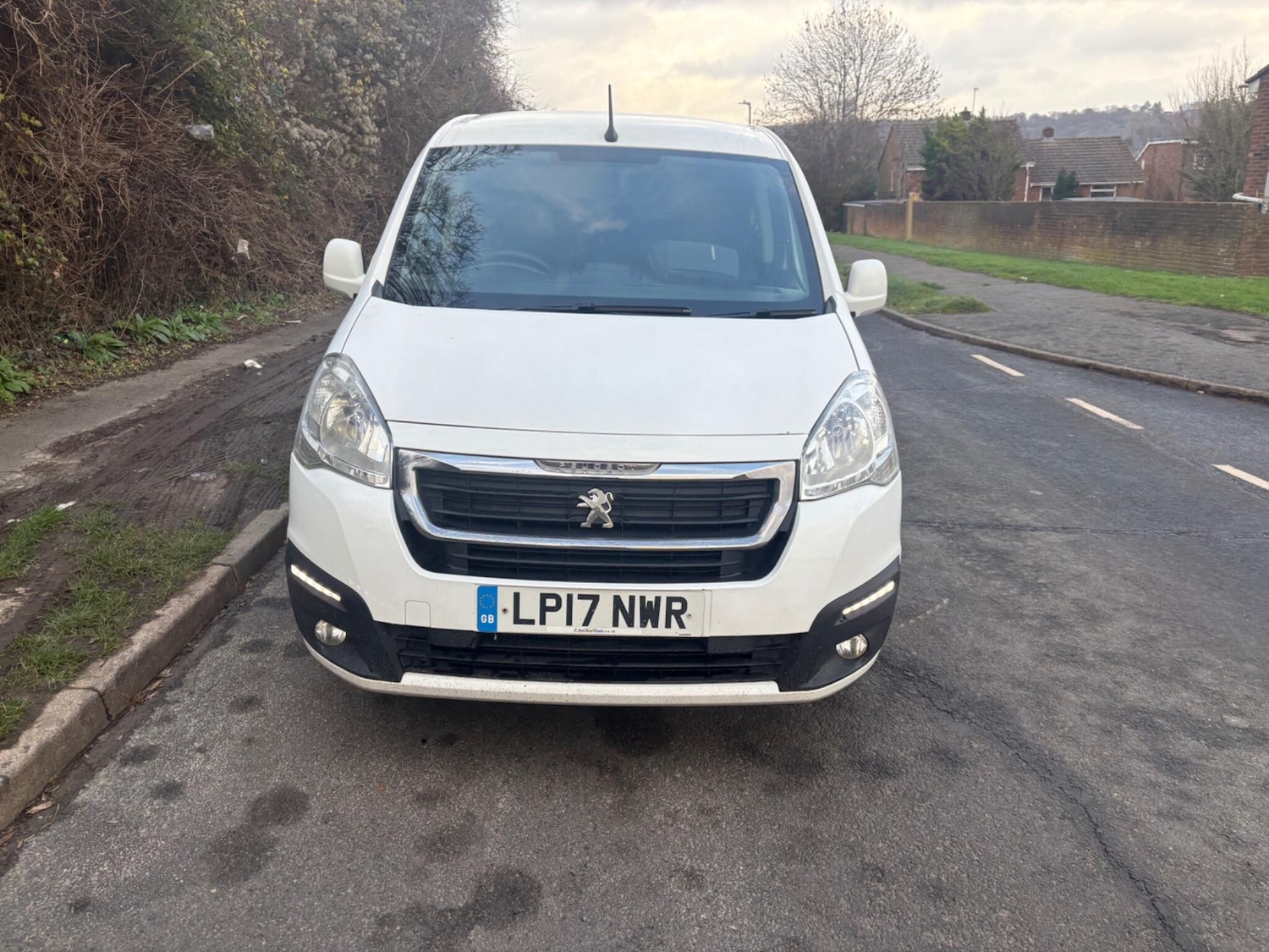 Used Peugeot Partner 2017 for sale - 76969096: Photo 56