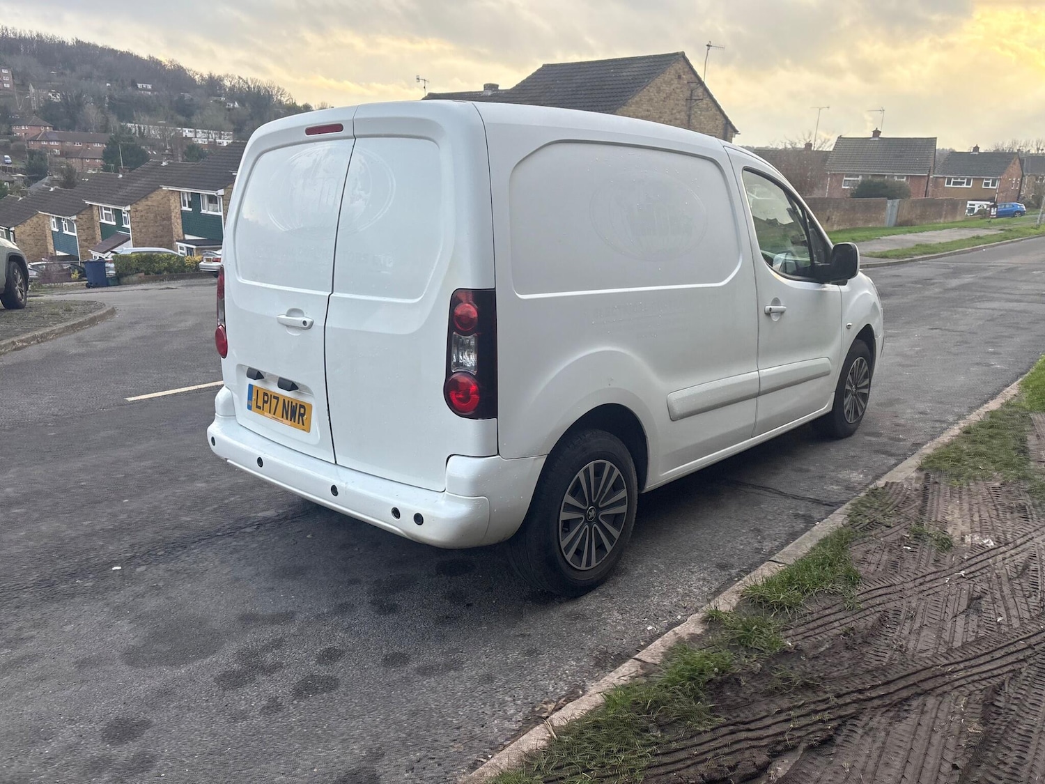 Used Peugeot Partner 2017 for sale - 76969096: Photo 6