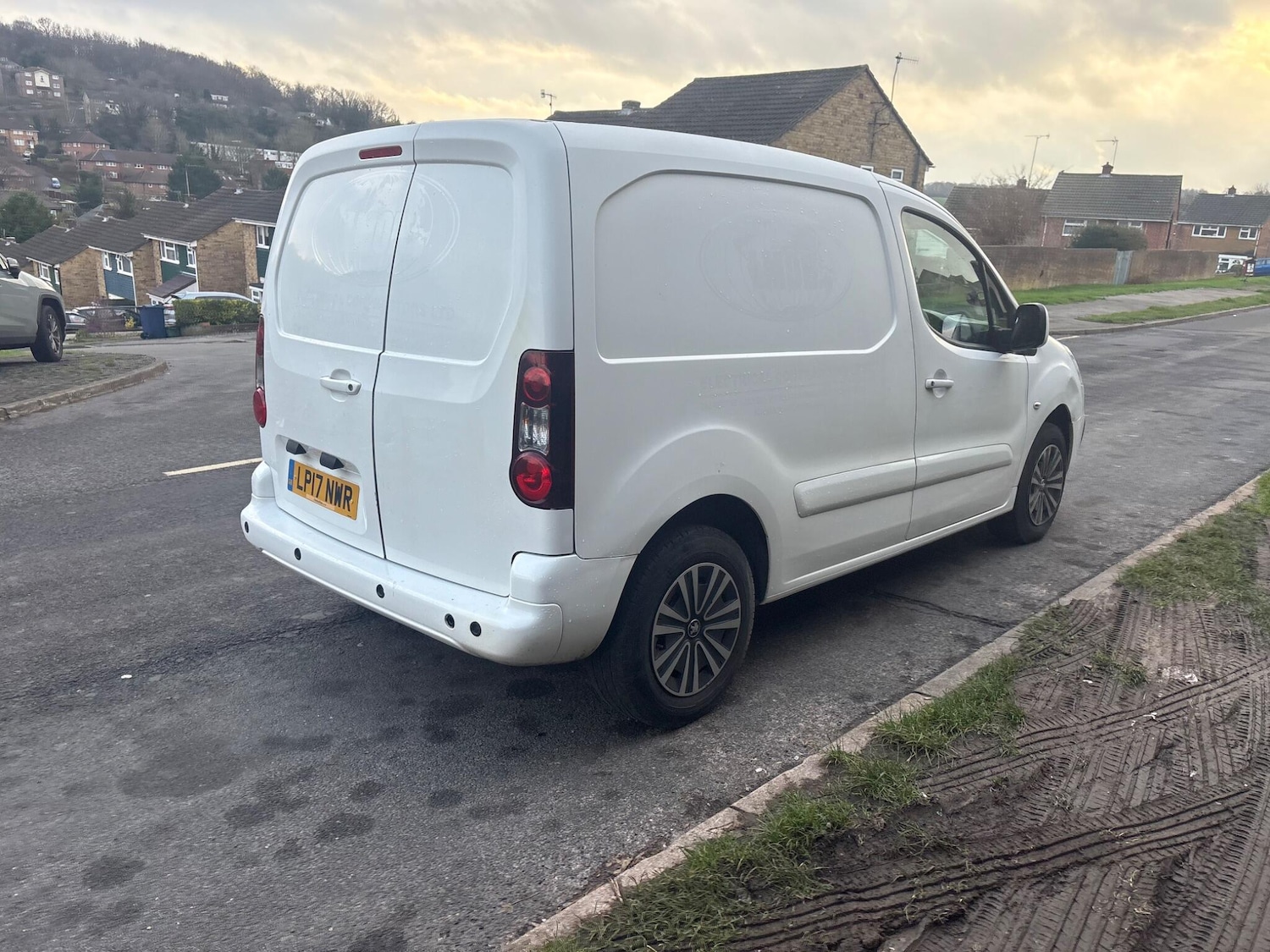 Used Peugeot Partner 2017 for sale - 76969096: Photo 63