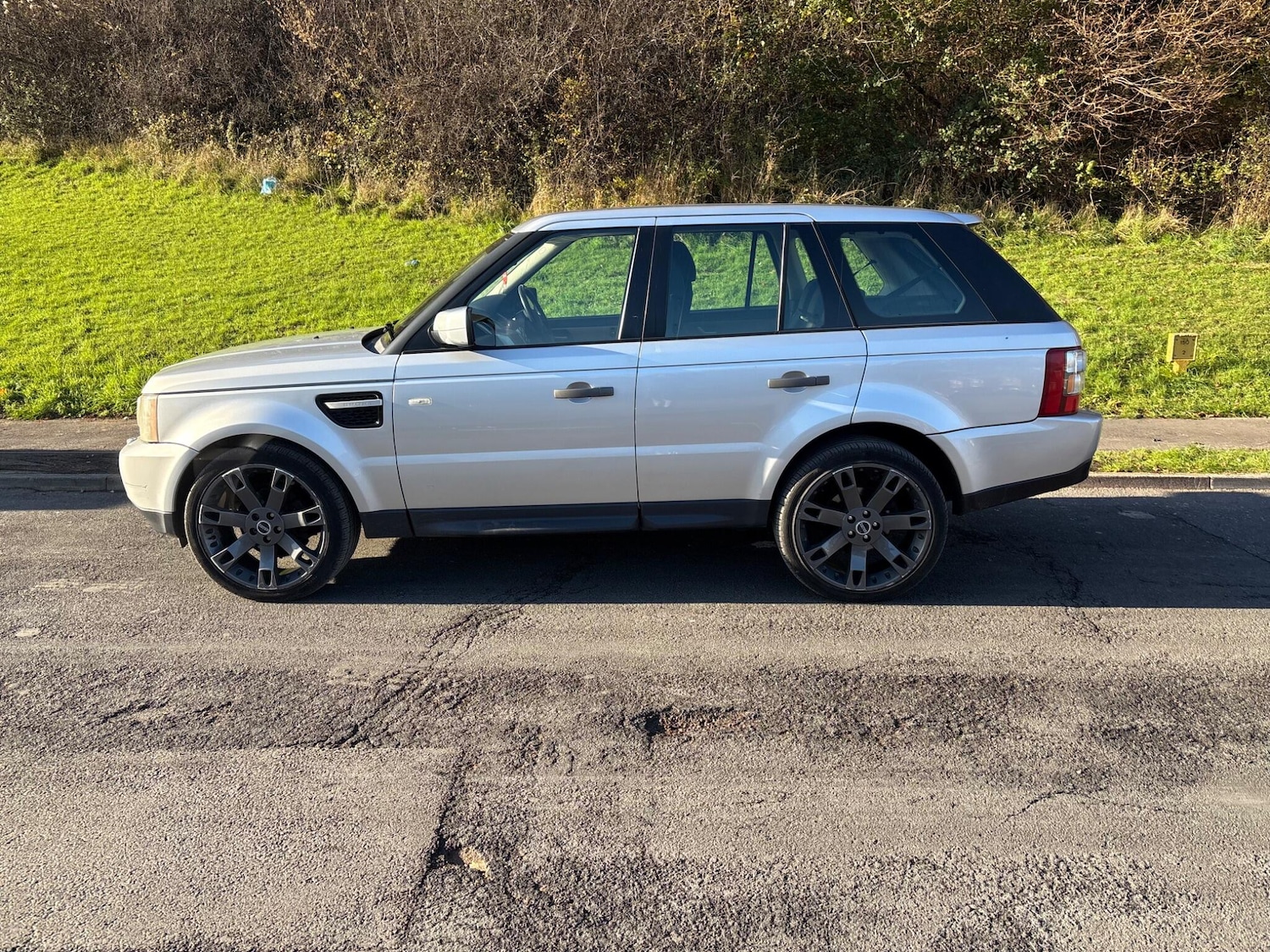 Used Land Rover Range Rover Sport 2005 for sale - 76653917: Photo 2