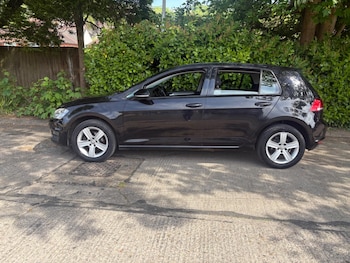 Used Volkswagen Golf 2015 for sale - 78472796: Photo