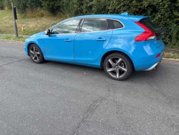 Used Volvo V40 2014 for sale - 75460946: Photo