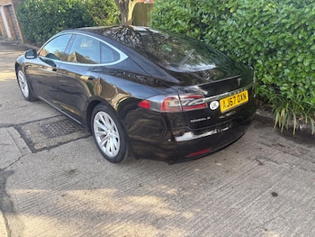 Used Tesla Model S 2017 for sale - 77590463: Photo