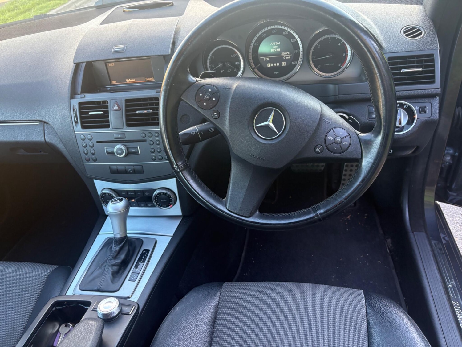 Used Mercedes-Benz C-Class 2011 for sale - 76100257: Photo 27