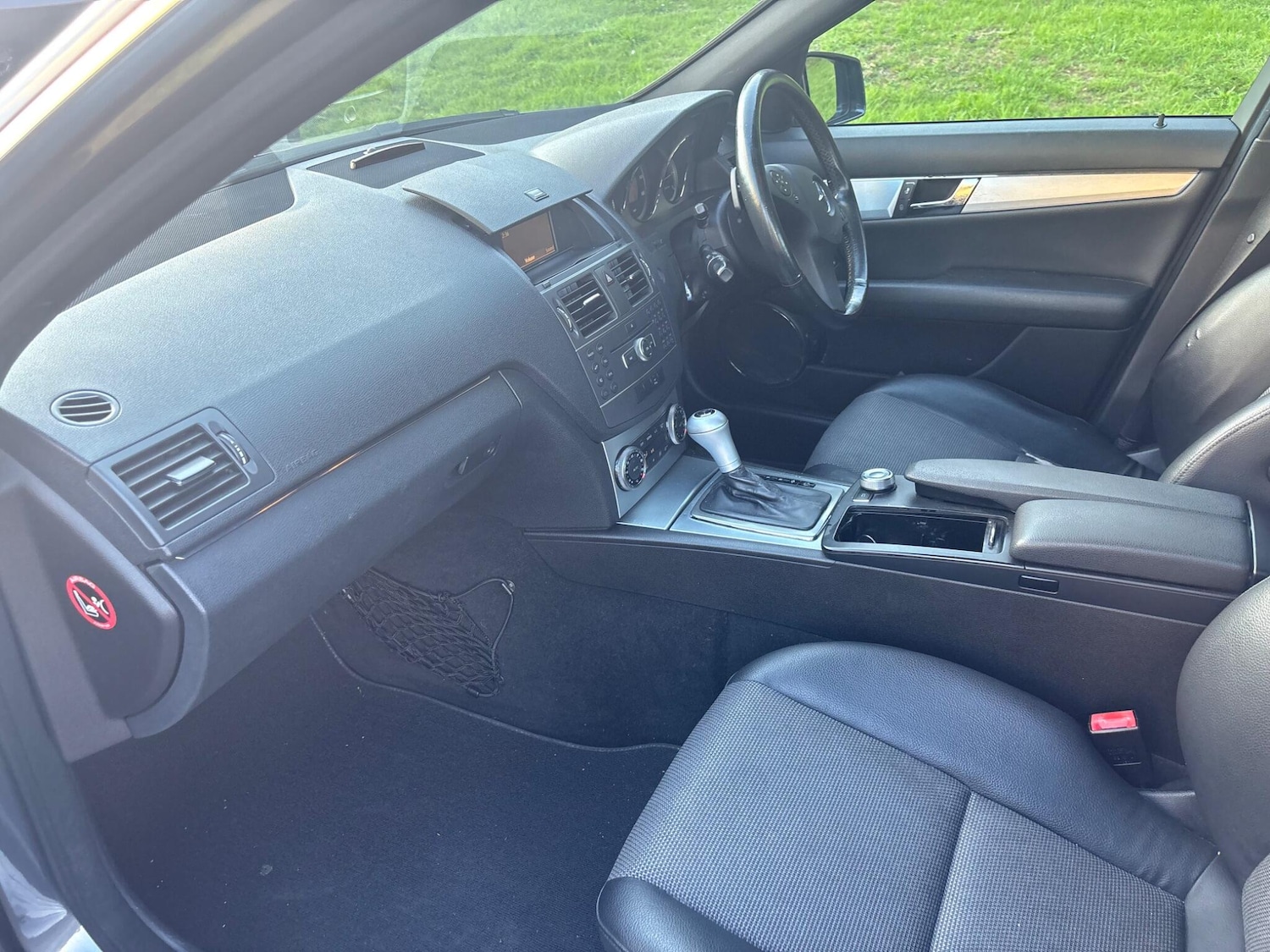 Used Mercedes-Benz C-Class 2011 for sale - 76100257: Photo 38