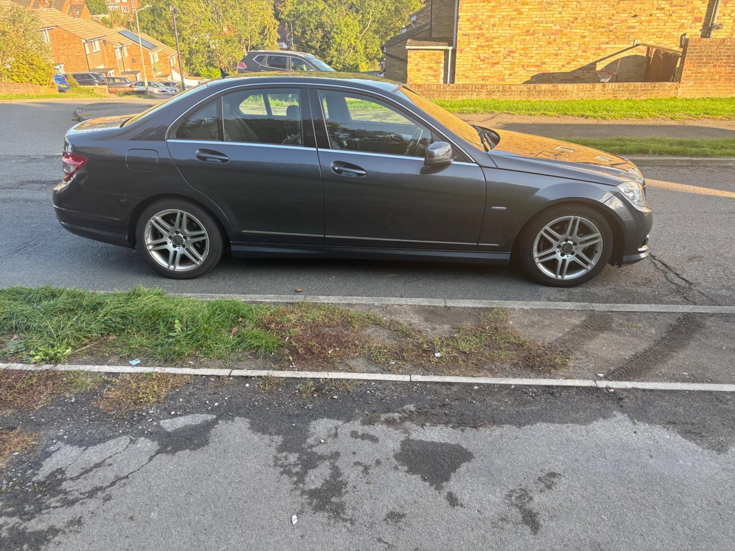 Used Mercedes-Benz C-Class 2011 for sale - 76100257: Photo 48
