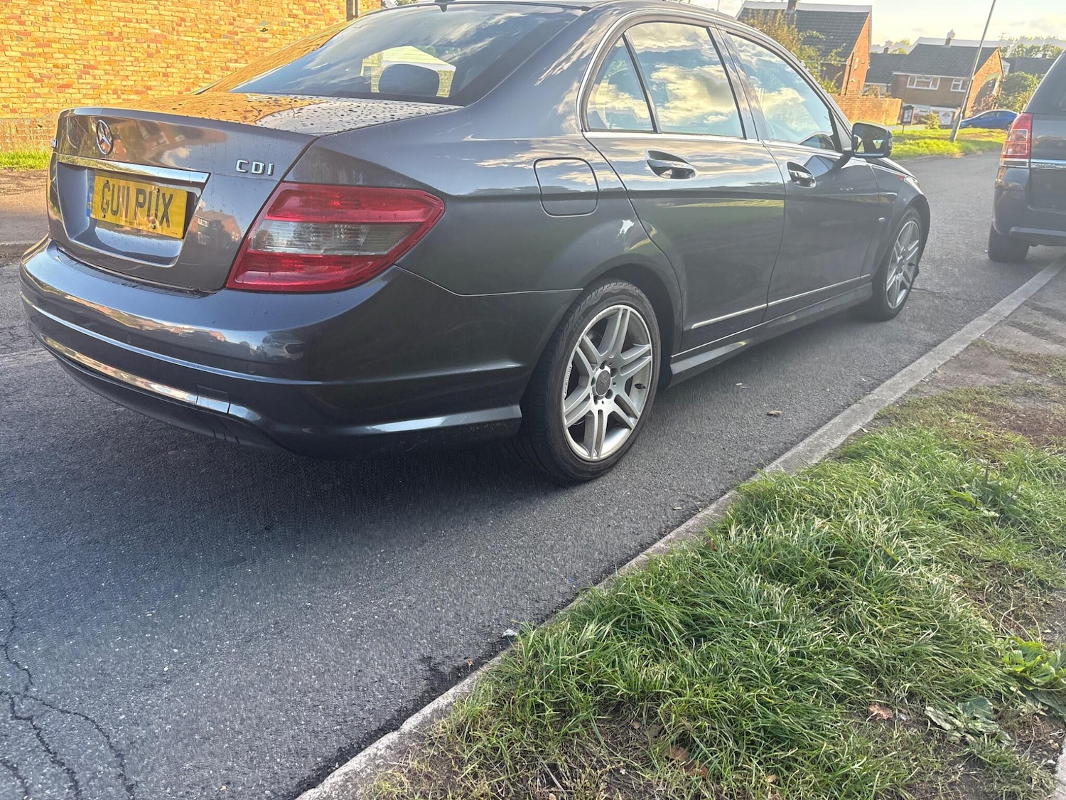 Used Mercedes-Benz C-Class 2011 for sale - 76100257: Photo 5