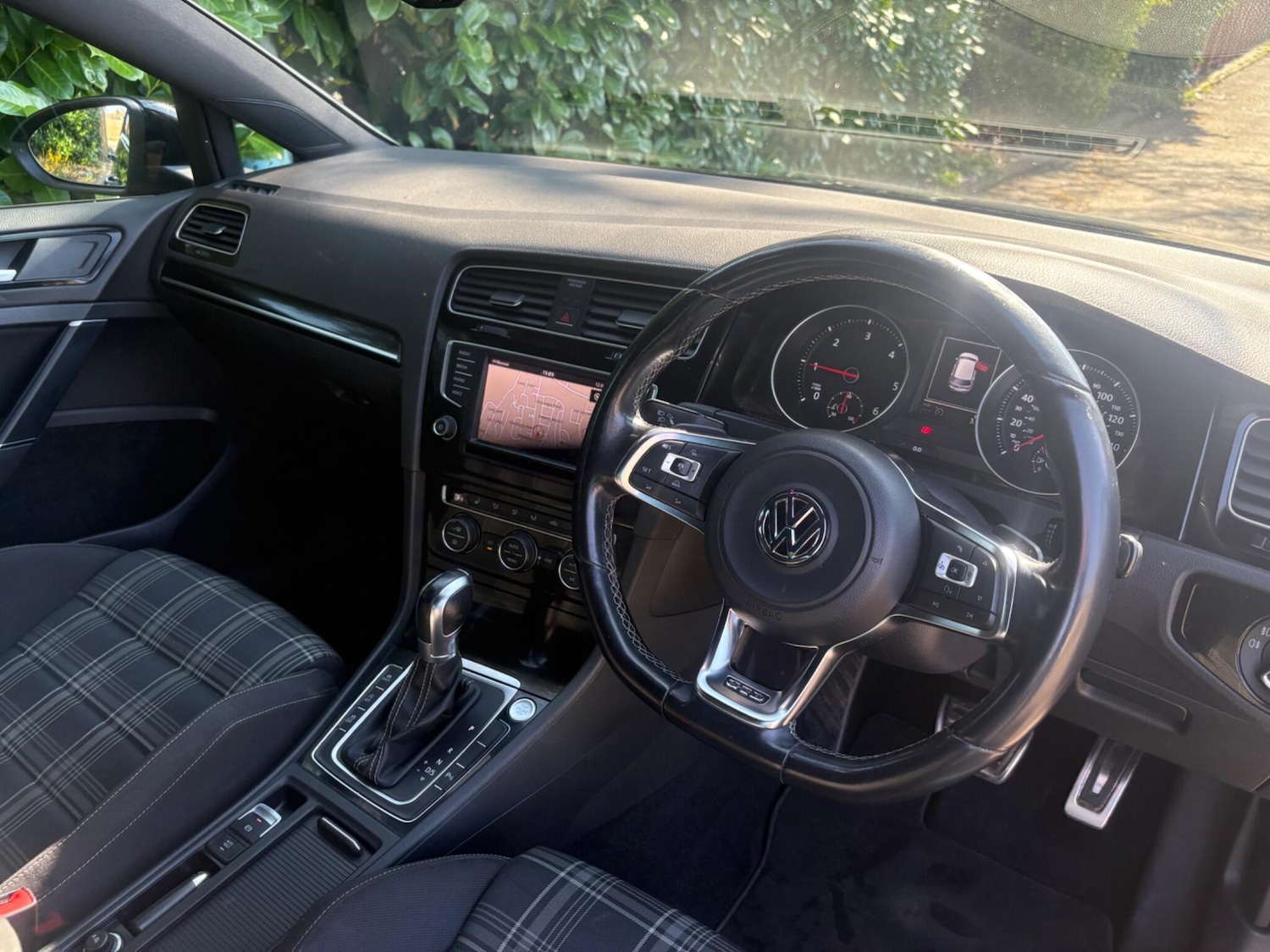 Used Volkswagen Golf 2016 for sale - 77971833: Photo 15