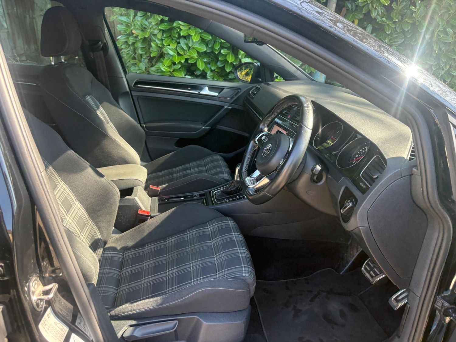 Used Volkswagen Golf 2016 for sale - 77971833: Photo 25