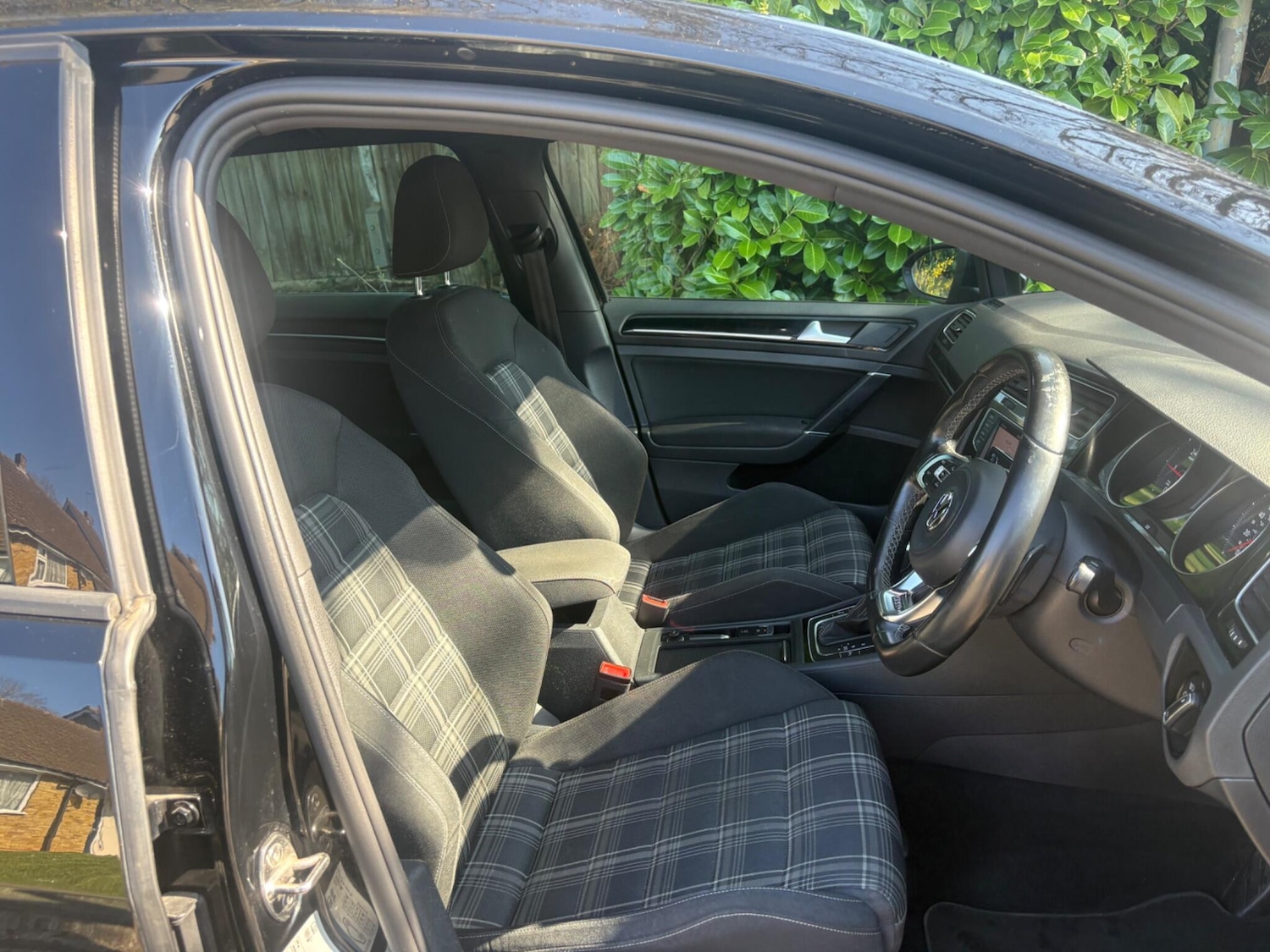 Used Volkswagen Golf 2016 for sale - 77971833: Photo 27