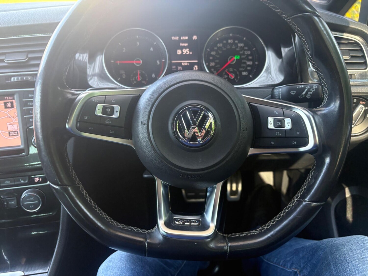 Used Volkswagen Golf 2016 for sale - 77971833: Photo 28