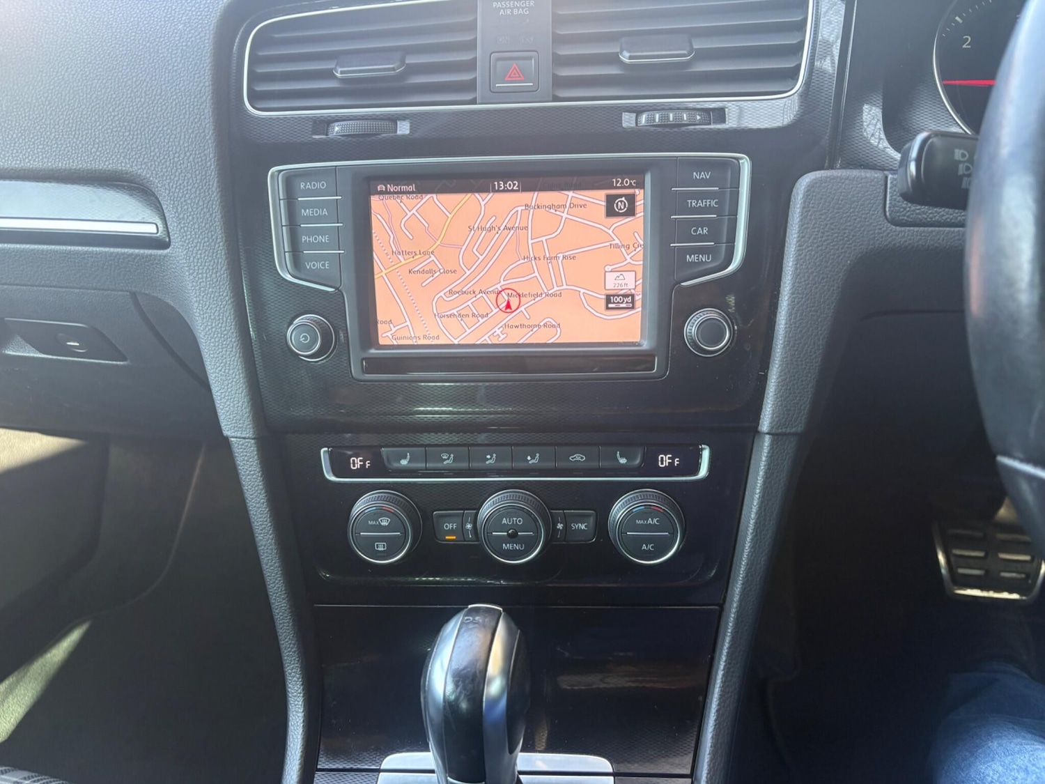 Used Volkswagen Golf 2016 for sale - 77971833: Photo 32