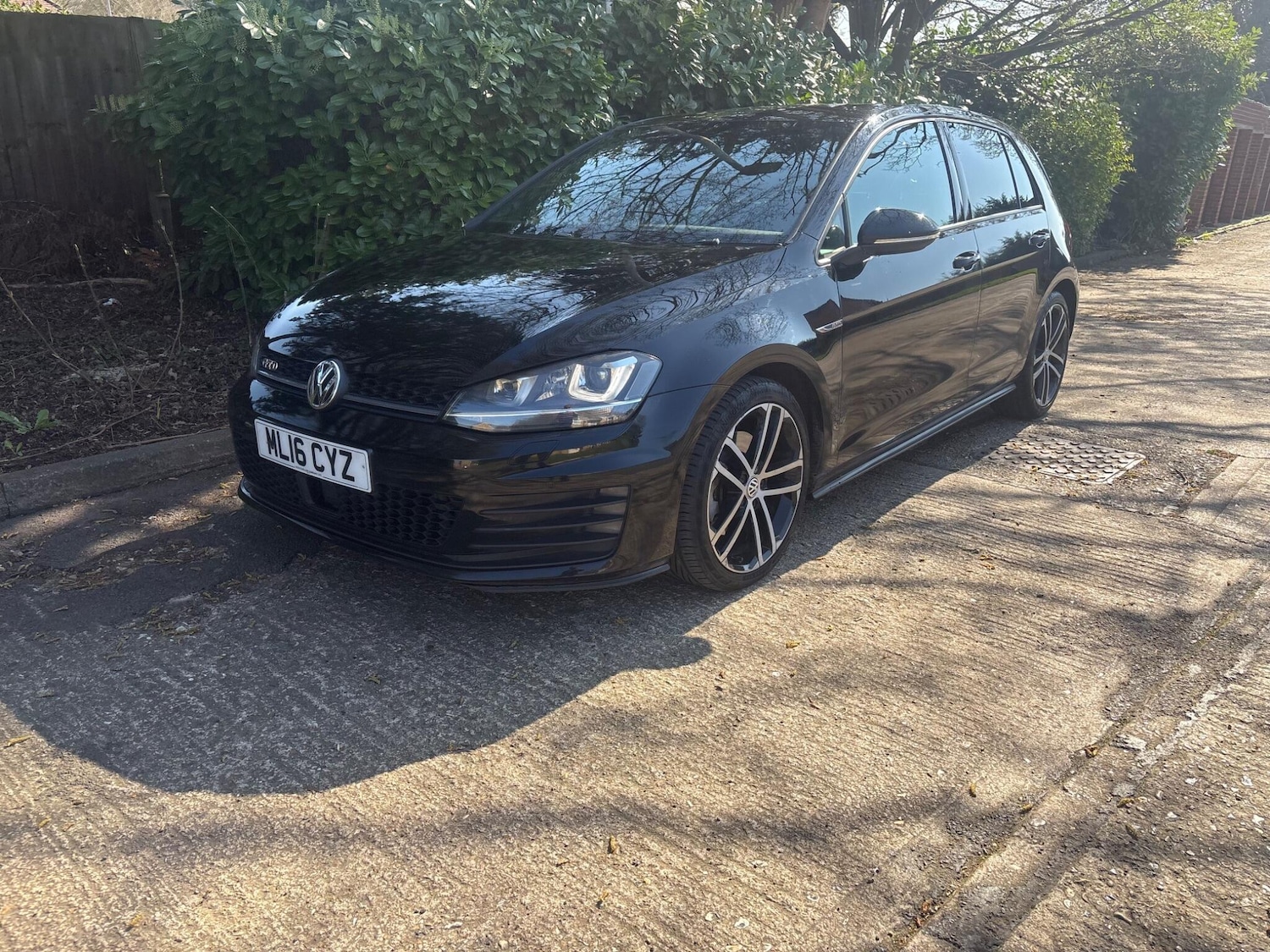 Used Volkswagen Golf 2016 for sale - 77971833: Photo 90